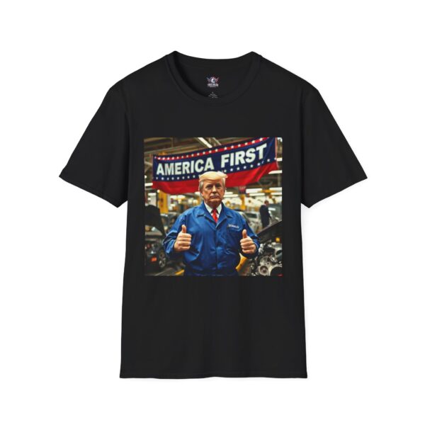 AMERICA FIRST : Trump Auto Men's Tee A1