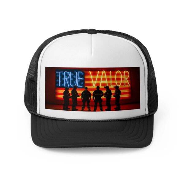 TRUE VALOR: Trucker Hat M13