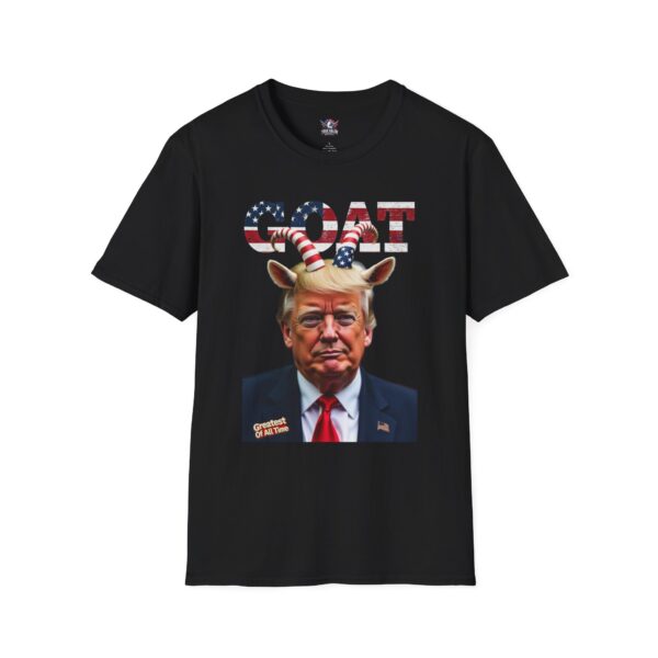 TRUMP GOAT : Men's Tee C3